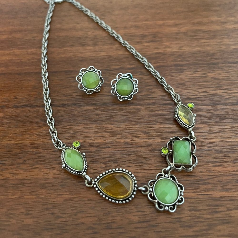 1928 Necklace and Earrings Set with Green and Yellow Stones